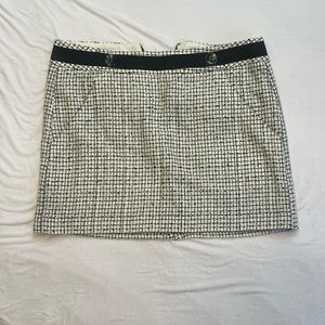 ⭐️EUC⭐️ WOOL LIKE MATERIAL